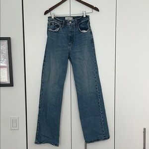 Abercrombie & Fitch Blue Jeans